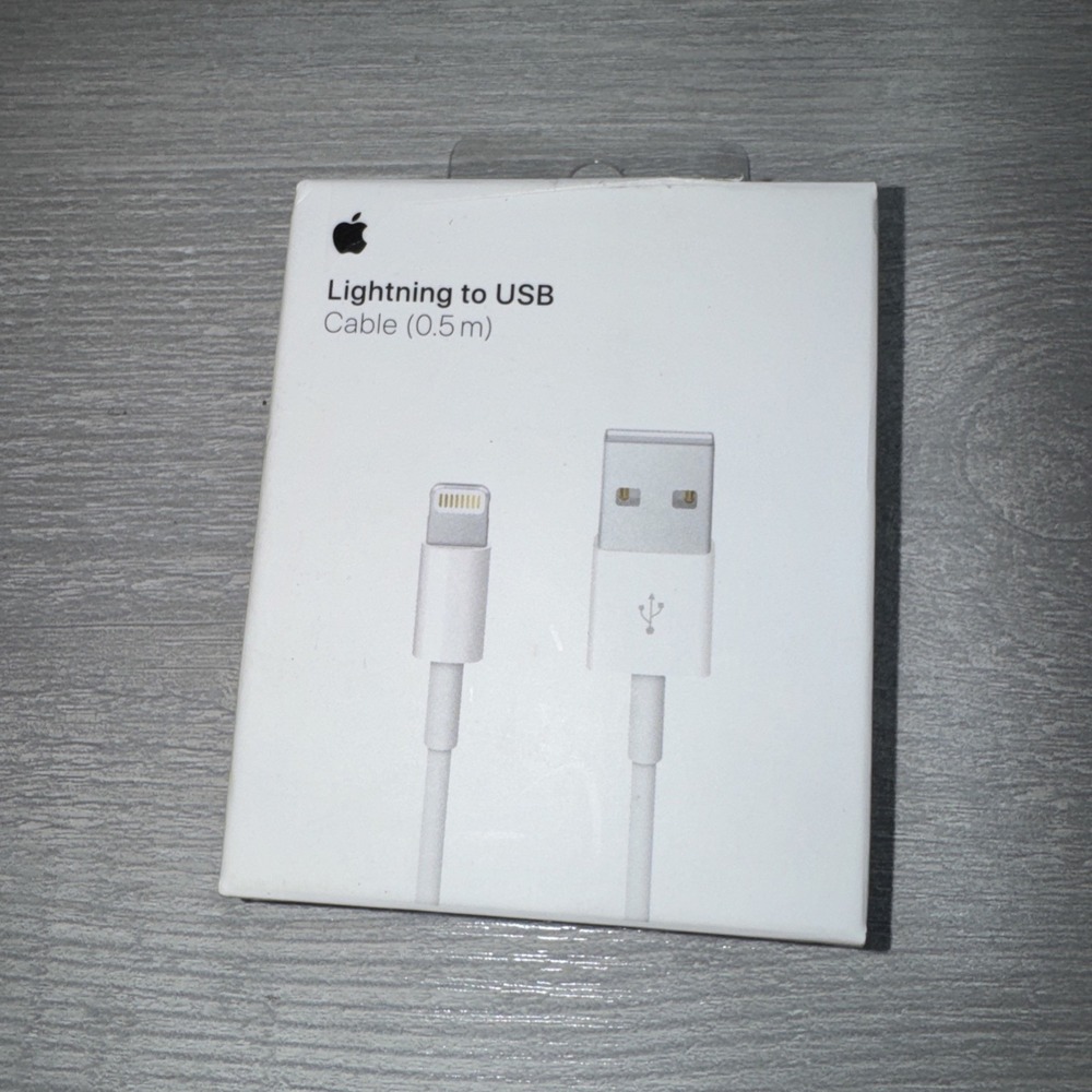 [NEW] OEM Apple Lightning to USB-Cable (.5 m)